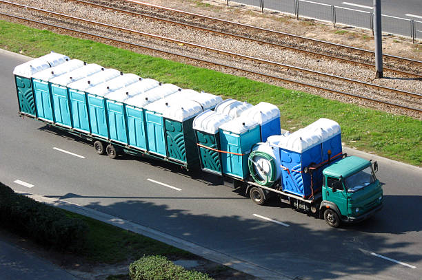 Best Porta potty rental near me  in Collinsvle, IL